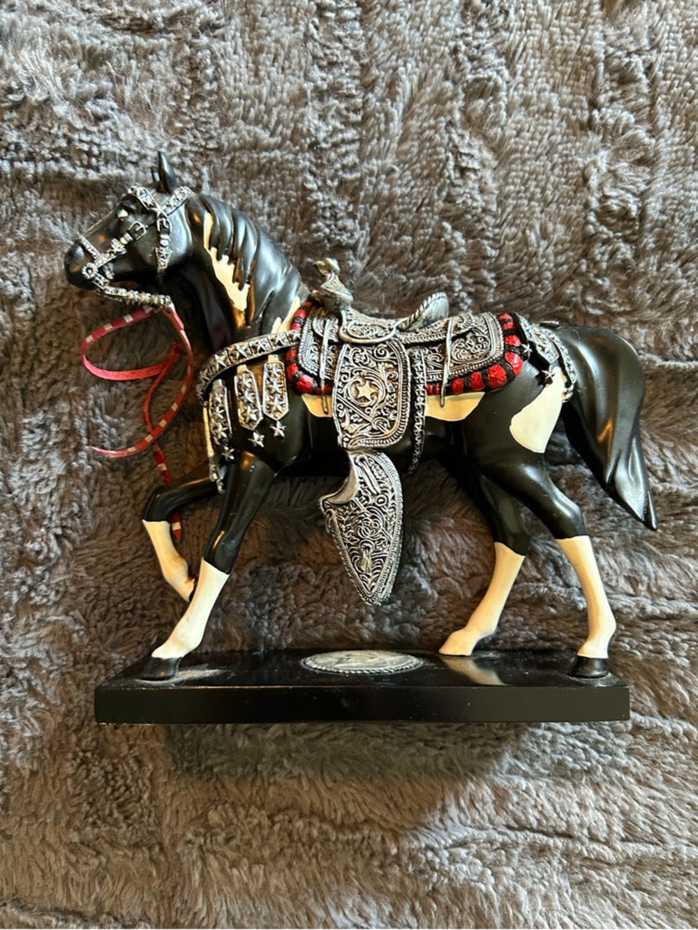 Retired Trail of The Painted Ponies Silverado Figure